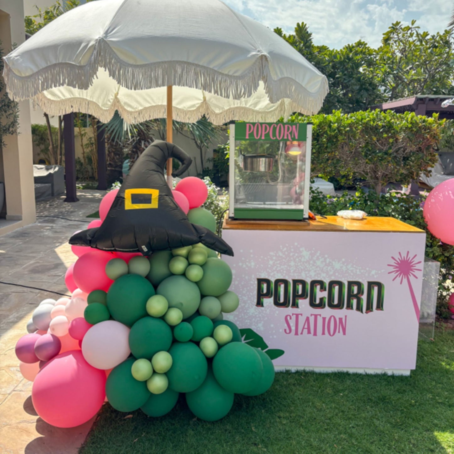 Popcorn cart