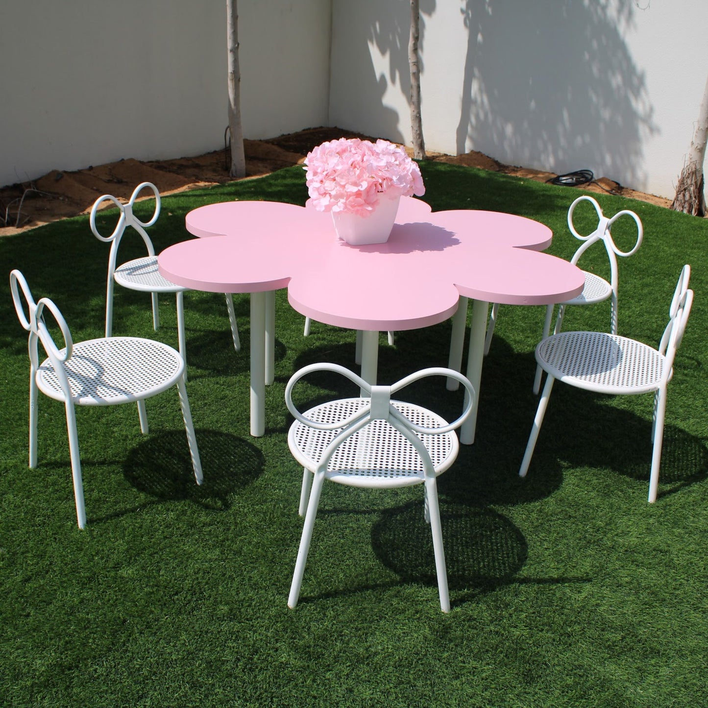 Flower table
