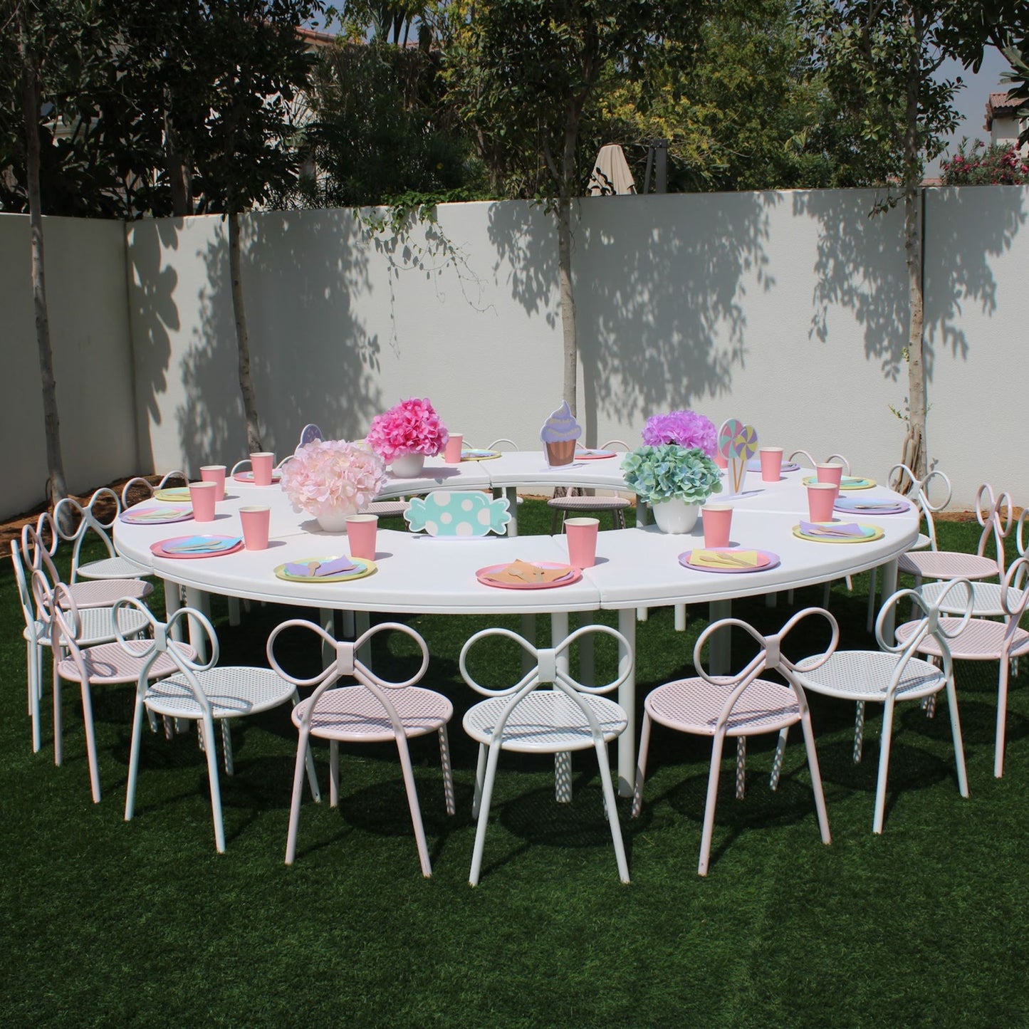 Round table