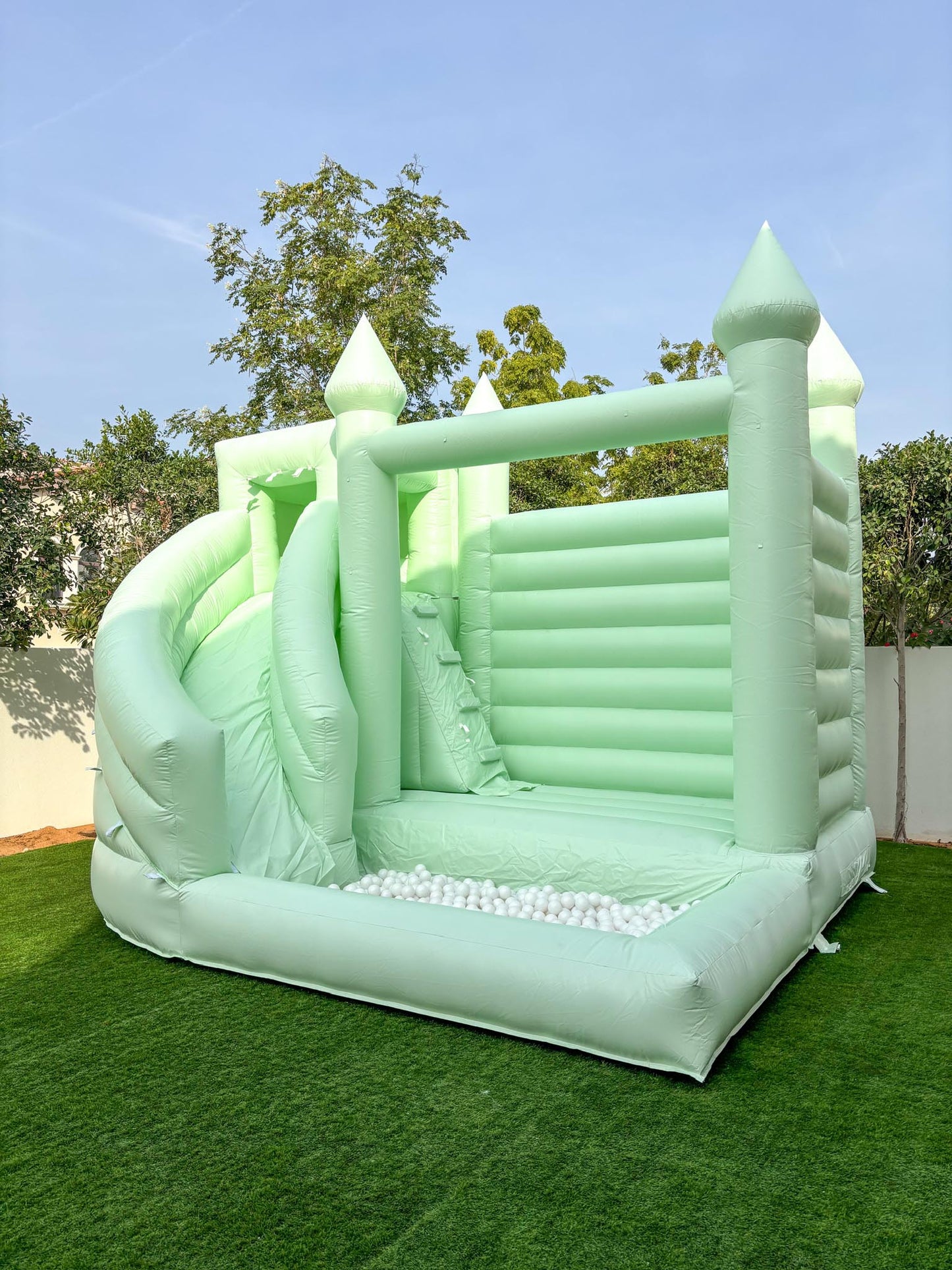 5m Bouncy Slide Castle with Ballpit